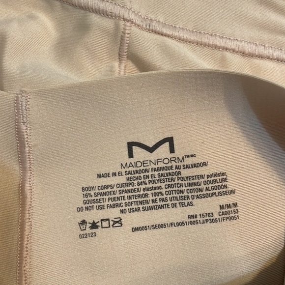 Maidenform shape wear style DM0051 beige tan shaping waistband NWT Sz Med - Picture 3 of 6